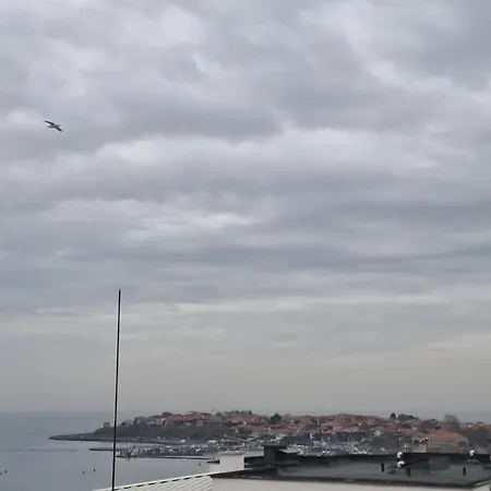 Cozy Old Of Mesembria Apartment